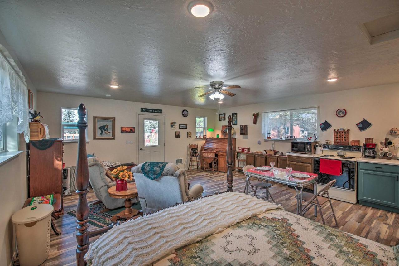 Pet-Friendly Libby Cottage With Mountain Views! Exterior photo